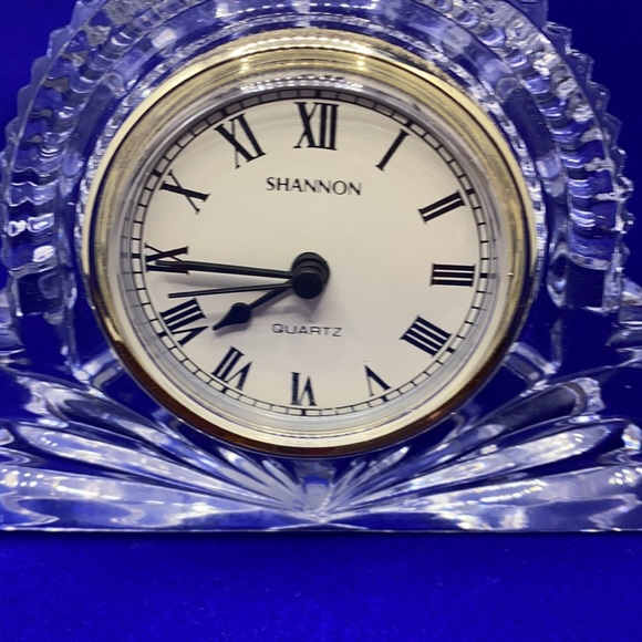 SHANNON QUARTZ Other Vintage Shannon Quarts Crystal Clock Flawless